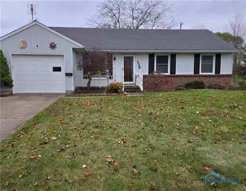 125 Bordeaux Dr, Napoleon, OH 43545