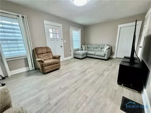 609 N Cherry St, Paulding, OH 45879 photo 8