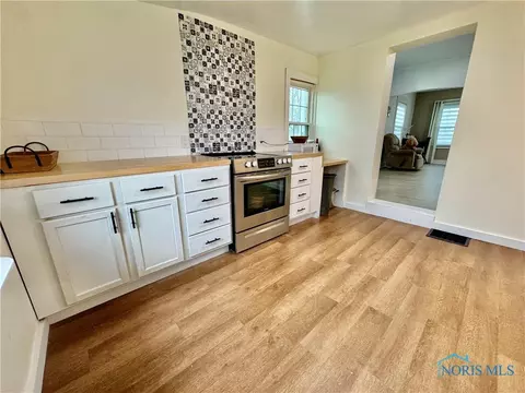609 N Cherry St, Paulding, OH 45879 photo 4