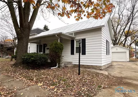 811 N Cory St, Findlay, OH 45840