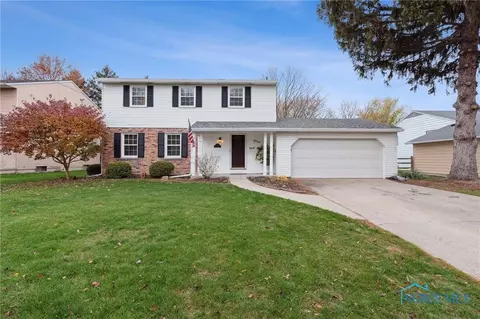 150 Pheasant Dr, Perrysburg, OH 43551