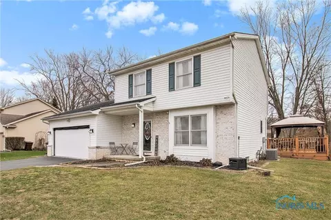 7149 Springfield Hills Dr, Holland, OH 43528