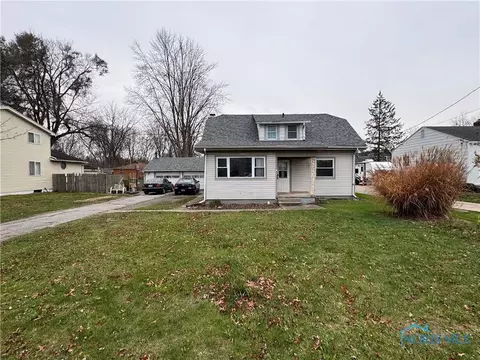 2227 Rood St, Toledo, OH 43613