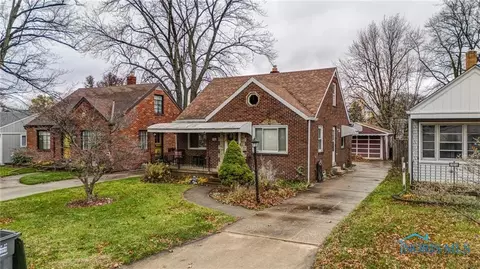 2963 Indianola Dr, Toledo, OH 43614
