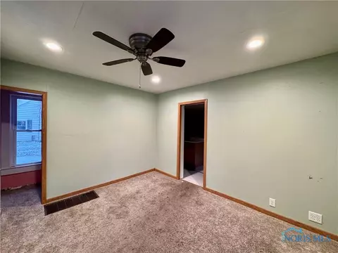 410 E Hamilton St, Bryan, OH 43506 photo 10