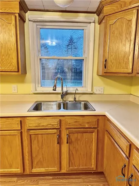 410 E Hamilton St, Bryan, OH 43506 photo 6