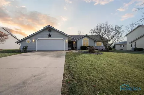 315 Connin St, Bryan, OH 43506 photo 2