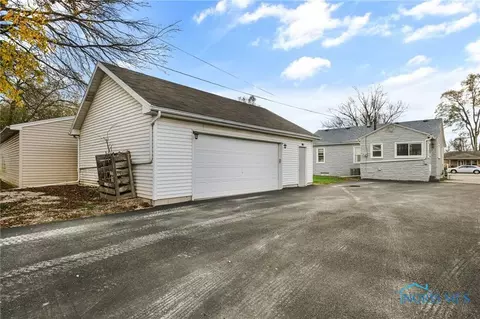 209 Guy St, Walbridge, OH 43465 photo 36
