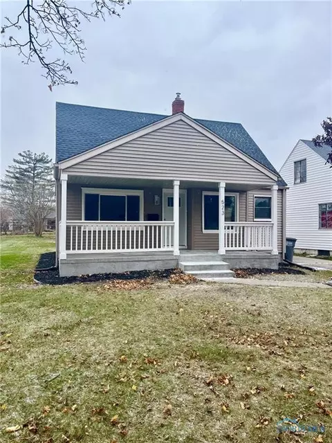 523 Reineck Dr, Toledo, OH 43605