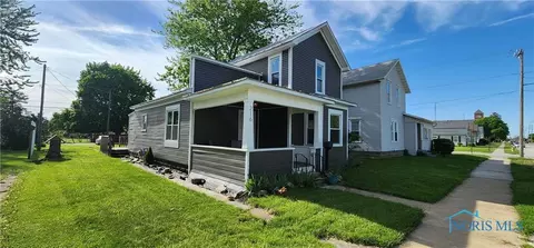 216 N Main St, Gibsonburg, OH 43431