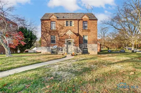 4004 W Bancroft St, Ottawa Hills, OH 43606