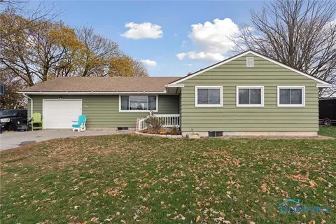 535 E Linfoot St, Wauseon, OH 43567