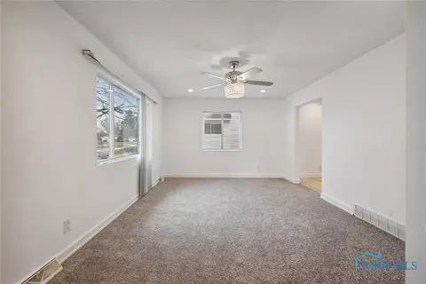 934 Cuthbert Rd, Toledo, OH 43607 photo 6