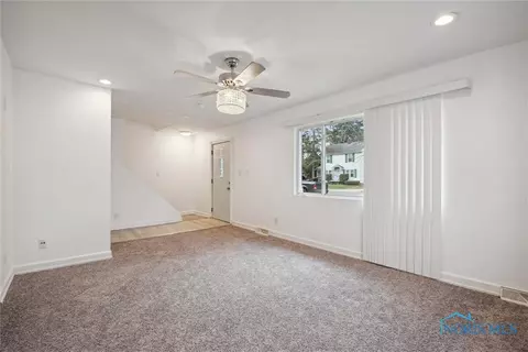 934 Cuthbert Rd, Toledo, OH 43607 photo 8