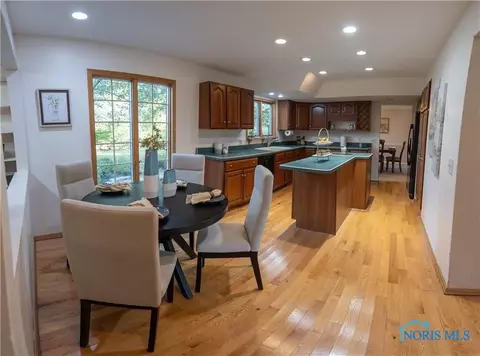 7331 Coder Rd, Maumee, OH 43537 photo 9