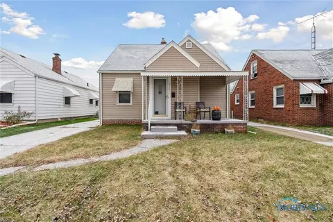637 Greening Rd, Toledo, OH 43607 photo 4