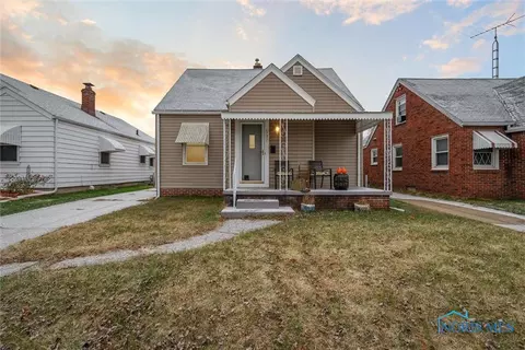 637 Greening Rd, Toledo, OH 43607