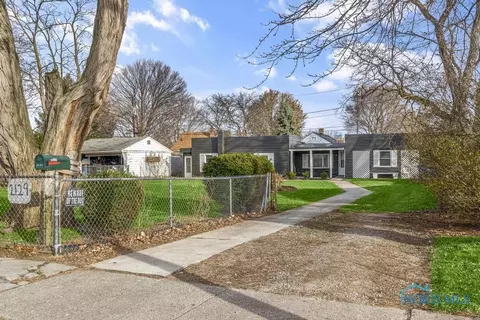 2129 Nevada St, Toledo, OH 43605