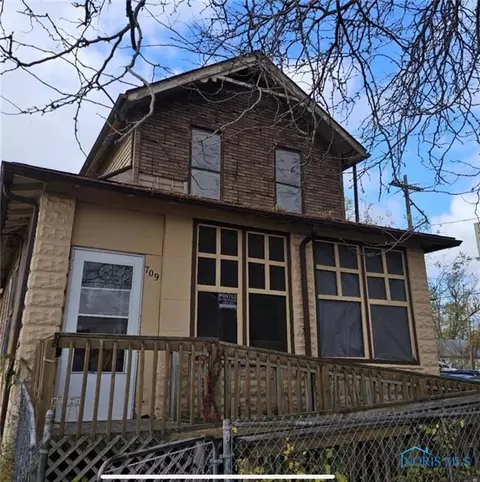 709 Lagrange, Toledo, OH 43604