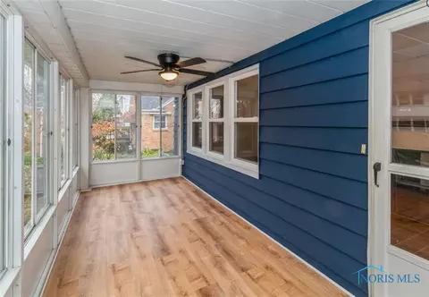 819 Wright Ave, Toledo, OH 43609 photo 3