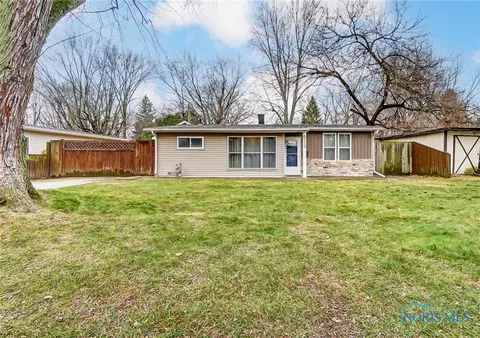 6113 Harvest Ln, Toledo, OH 43623