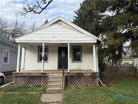 1814 Marlow Rd, Toledo, OH 43613