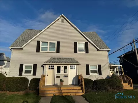 616 Webster St, Napoleon, OH 43545