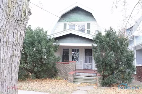 826 Fourth St, Toledo, OH 43605