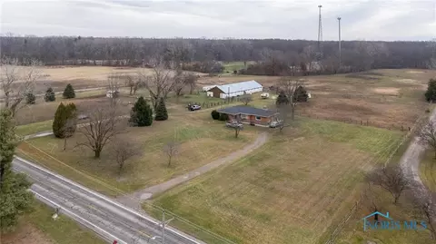 5625 Waterville Swanton Rd, Swanton, OH 43558