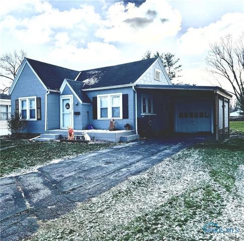 328 E Maple St, Deshler, OH 43516