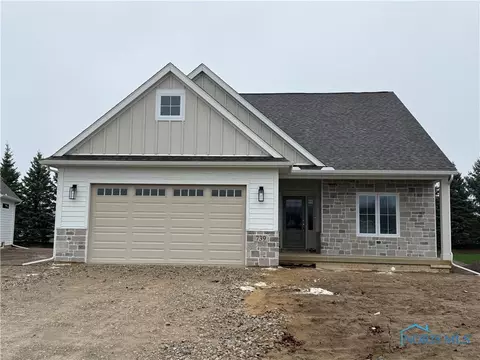 739 Ridge Lake Ct, Perrysburg, OH 43551