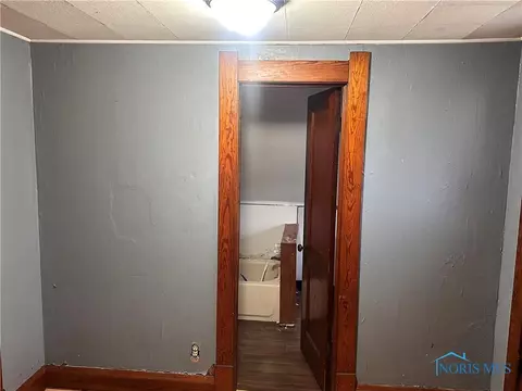 1054 Hamilton St, Toledo, OH 43607 photo 12