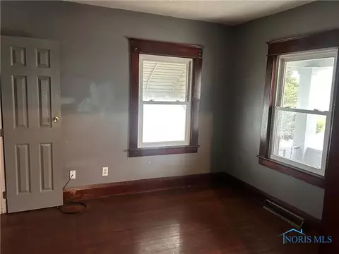 1054 Hamilton St, Toledo, OH 43607 photo 5