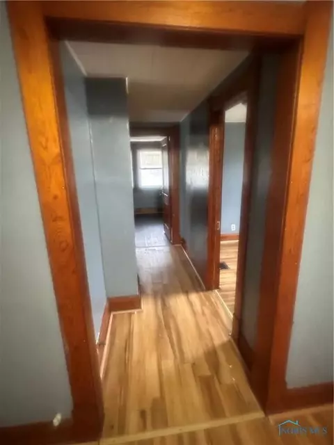 1054 Hamilton St, Toledo, OH 43607 photo 11