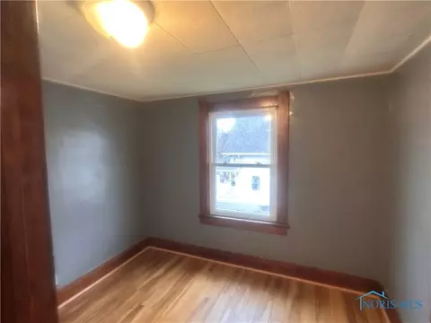 1054 Hamilton St, Toledo, OH 43607 photo 13