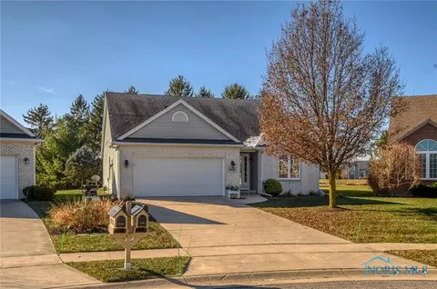 9727 Belmont Cir, Whitehouse, OH 43571