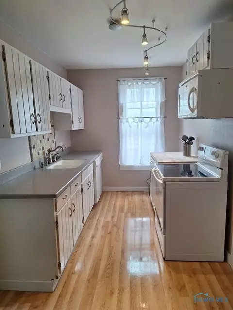 300 Monroe St, Delta, OH 43515 photo 4
