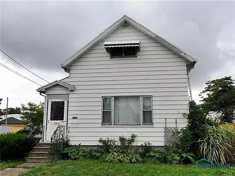 2398 York St, Toledo, OH 43605