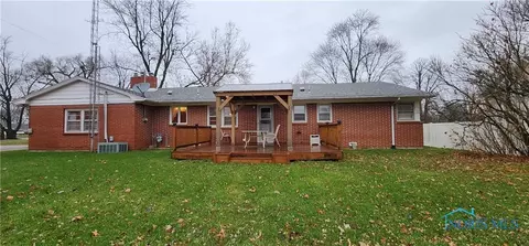 315 W Maple St, Deshler, OH 43516 photo 3