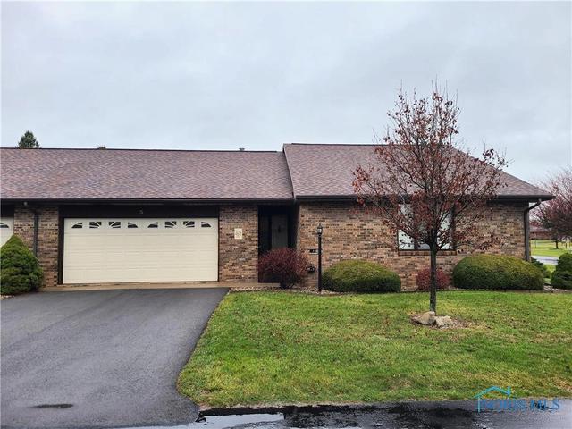5 La Plas Dr, Findlay, OH 45840