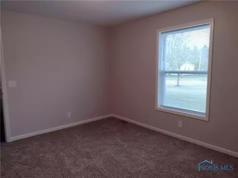 402 S Main St, West Unity, OH 43570 photo 6