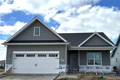 2471 Cross Ridge Rd, Perrysburg, OH 43551