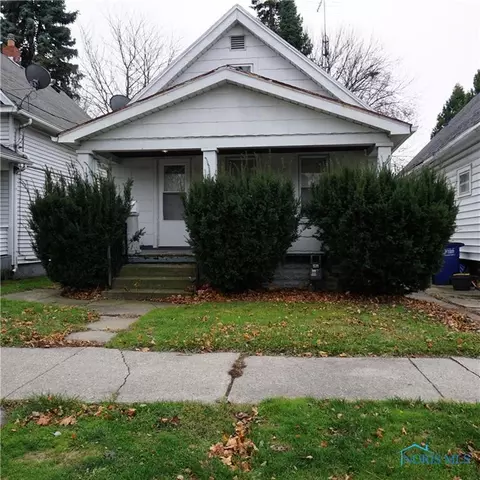 34 E Streicher St, Toledo, OH 43608