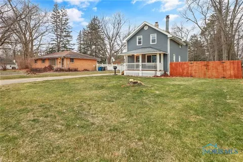 629 Koch Dr, Toledo, OH 43615