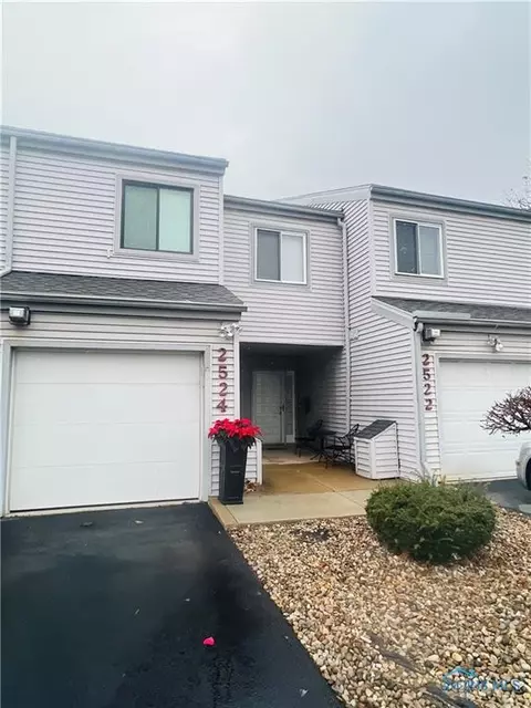 2524 W Village Dr #2524, Toledo, OH 43614