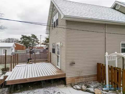 107 Guy St, Walbridge, OH 43465 photo 14