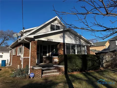 2527 Olivewood Ave, Toledo, OH 43605
