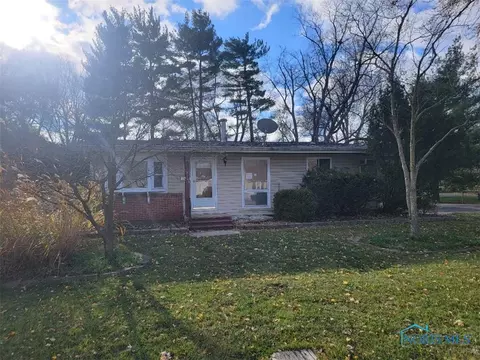 1765 Newport Ave, Toledo, OH 43613