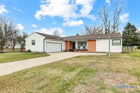 6860 Heller Rd, Whitehouse, OH 43571