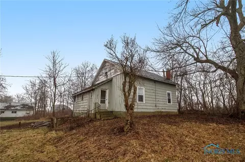 16506 County Road R, Alvordton, OH 43501